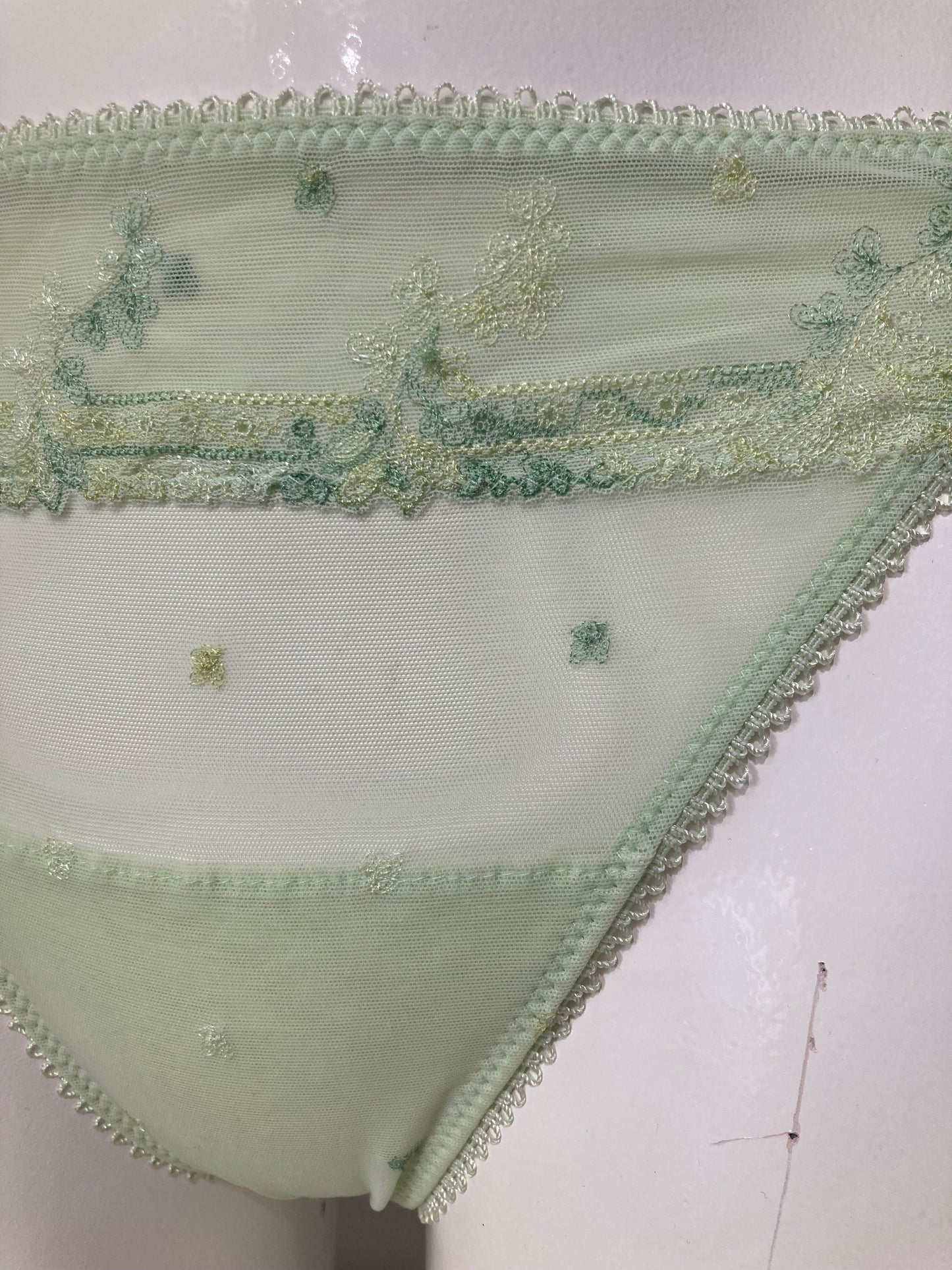 String groen π