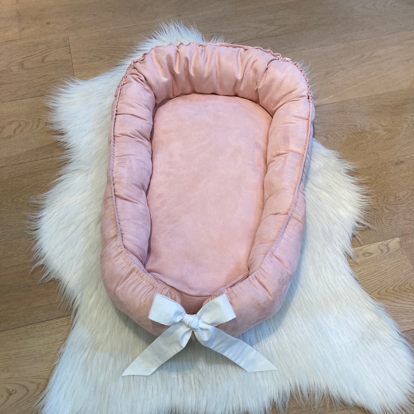 Babynestje suède roze