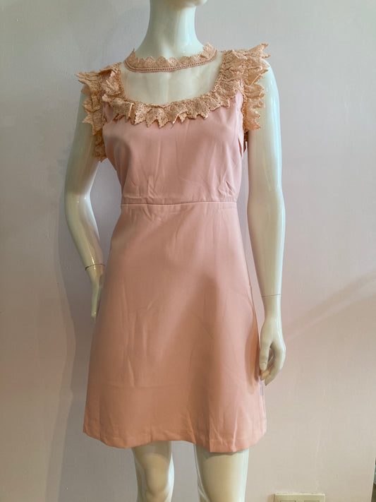Pink dress with chiffon and lace at bust and collar