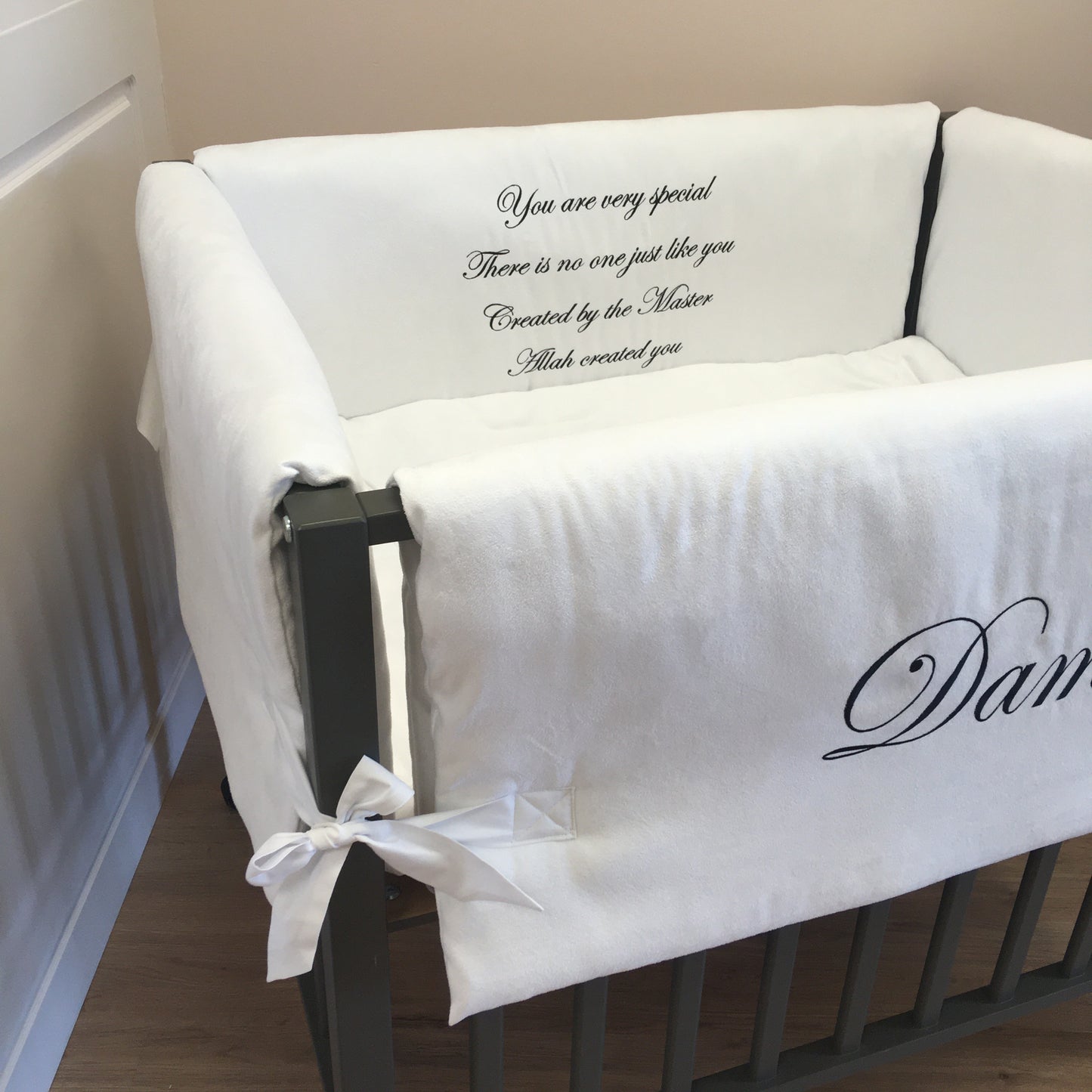 Parkomranding met overslag suéde