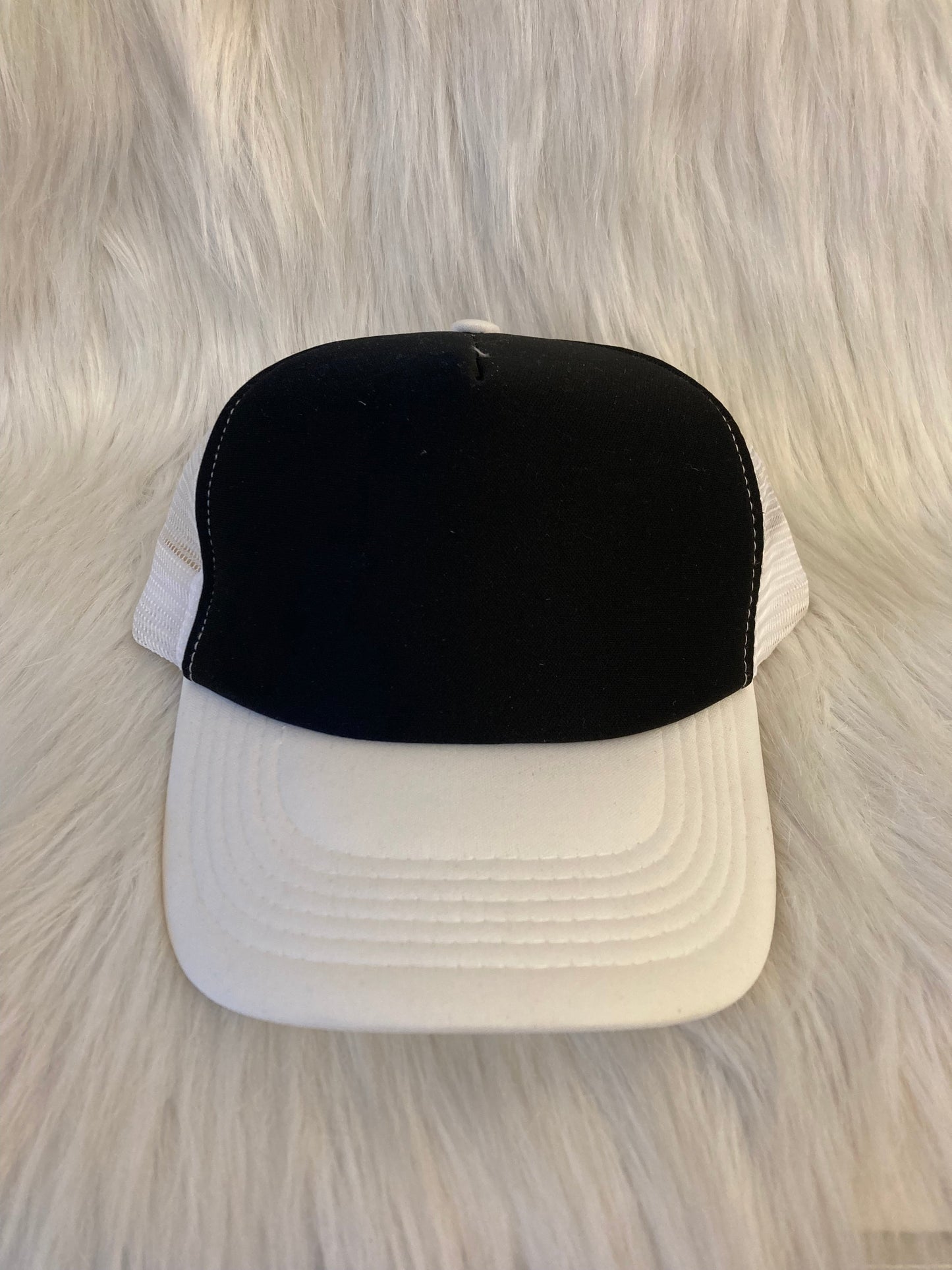 Truckercap zwart/wit
