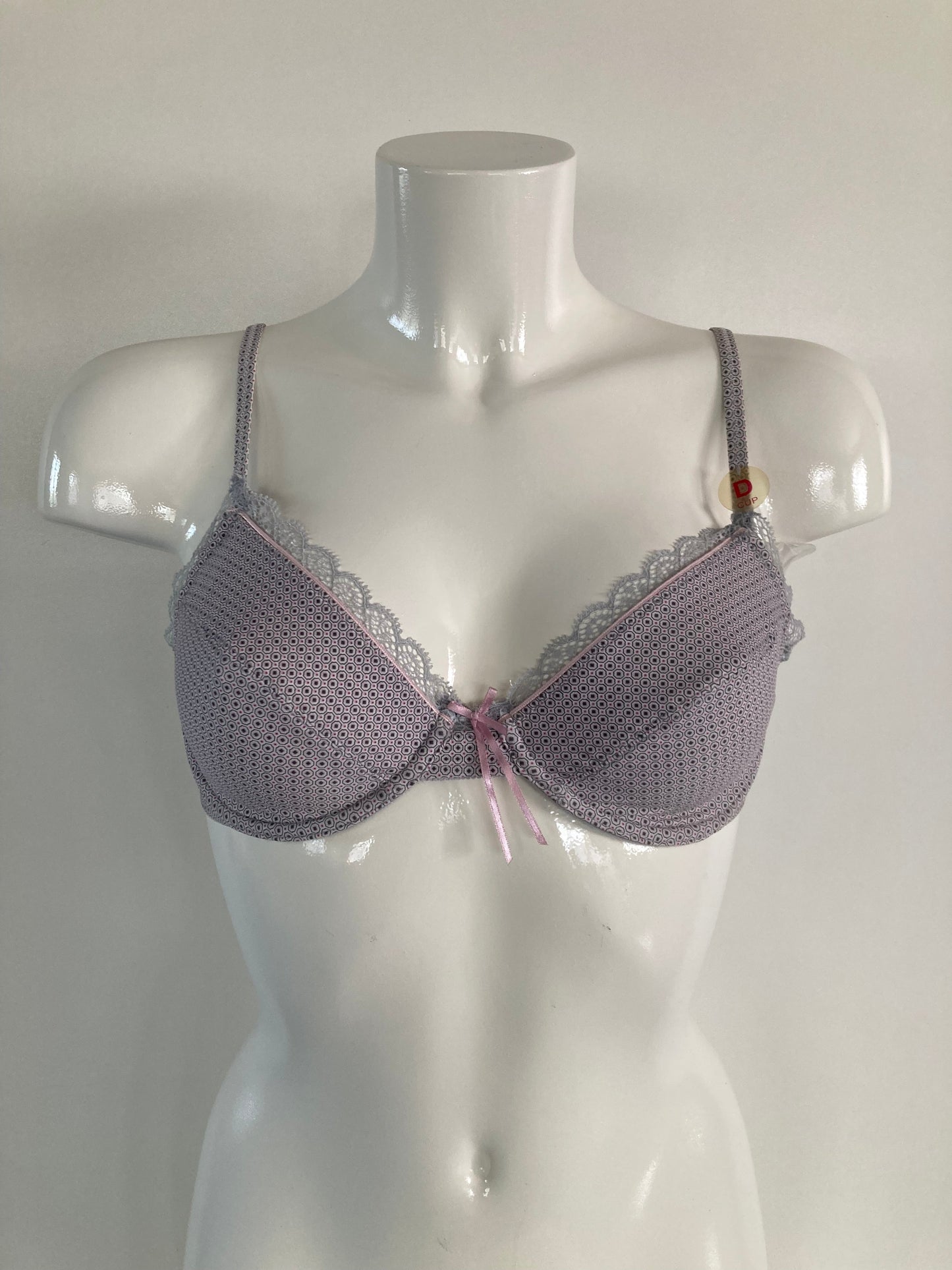 Pinky Padded bra Daily π