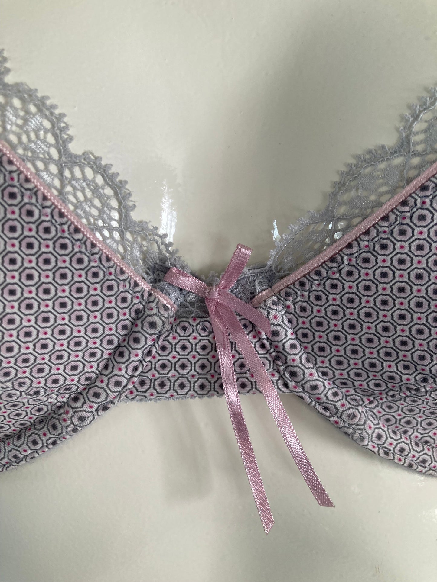 Pinky Padded bra Daily π