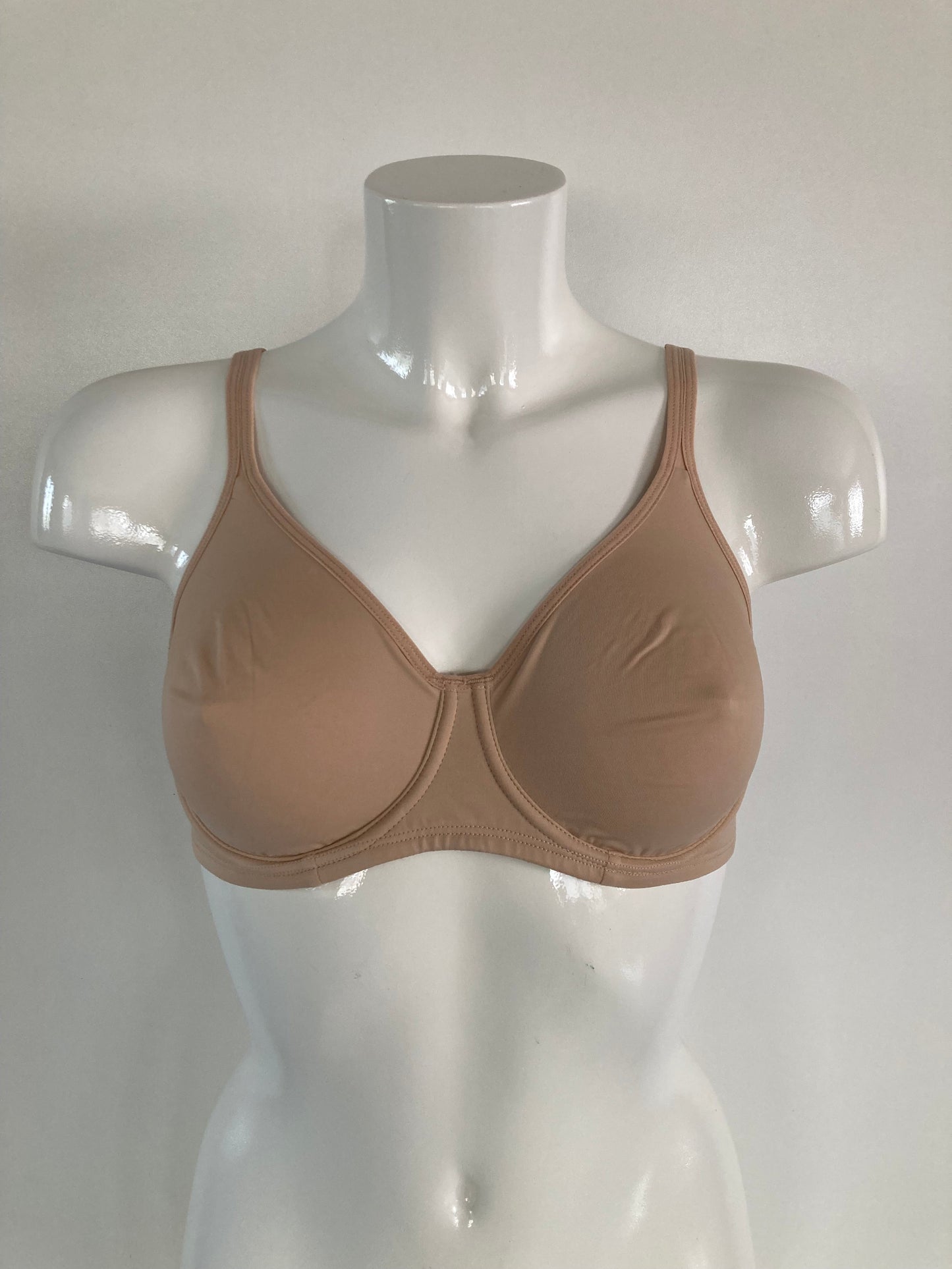 Basic Bra net voorgevormd π
