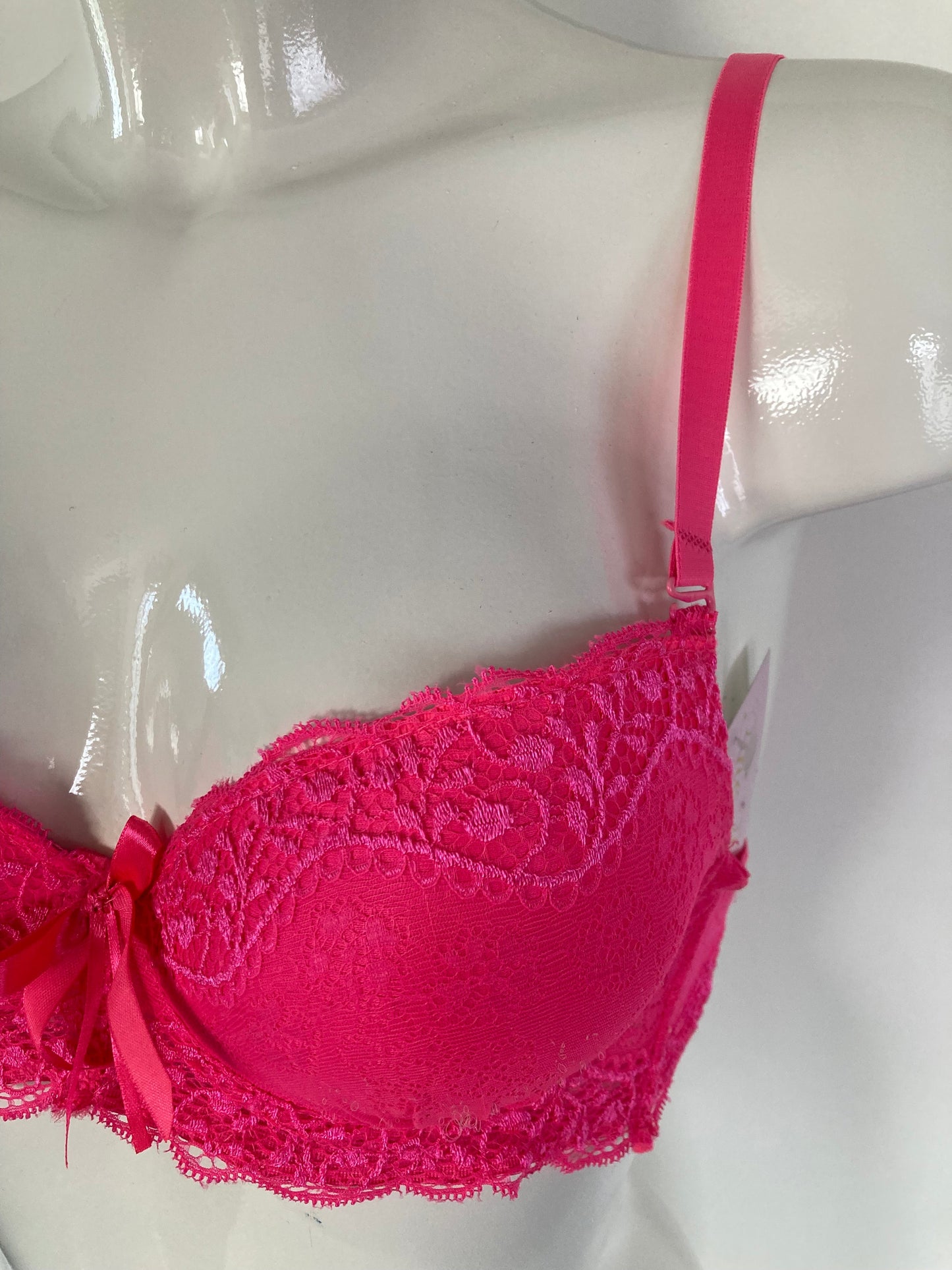 Dentelle Pink π
