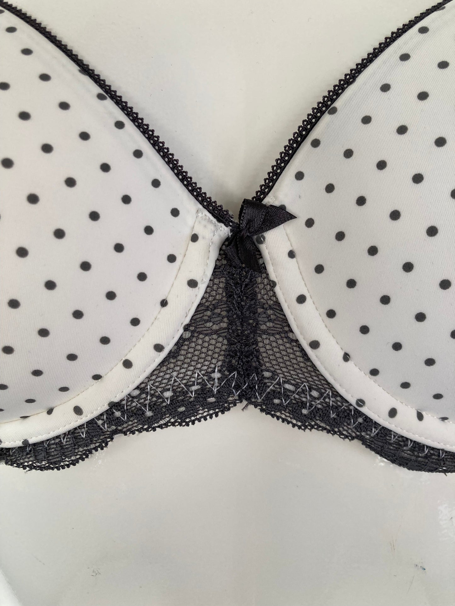 Hazel padded bra π