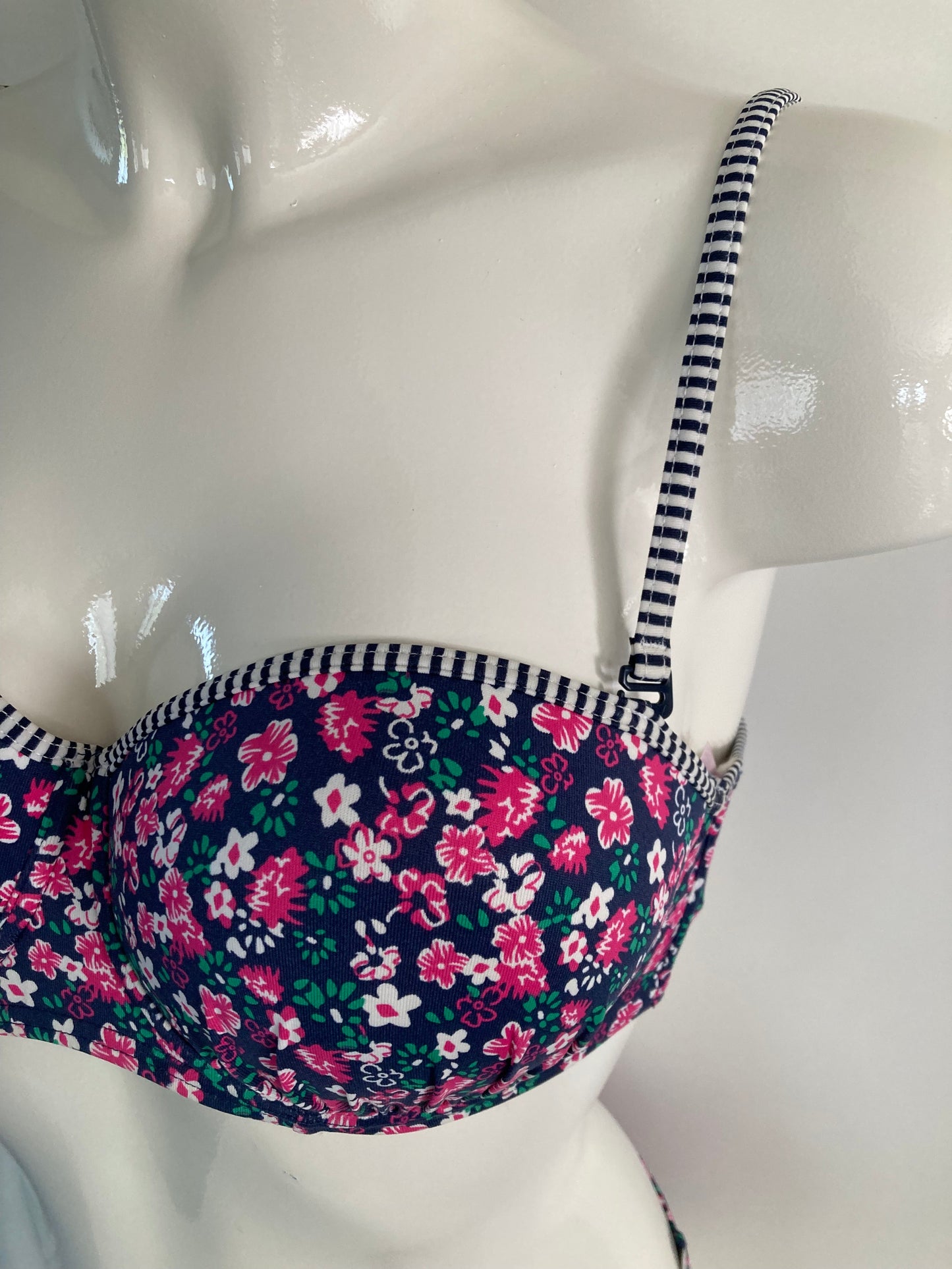 Bikini balboa beach π