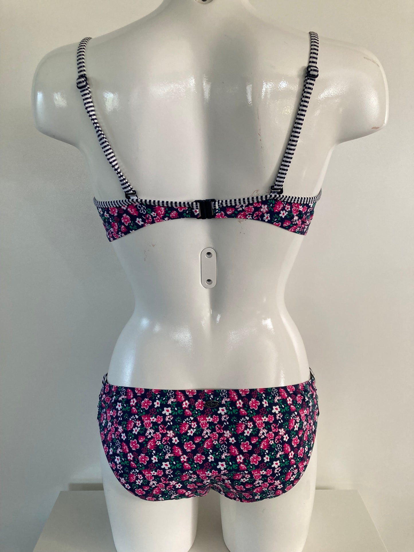 Bikini balboa beach π