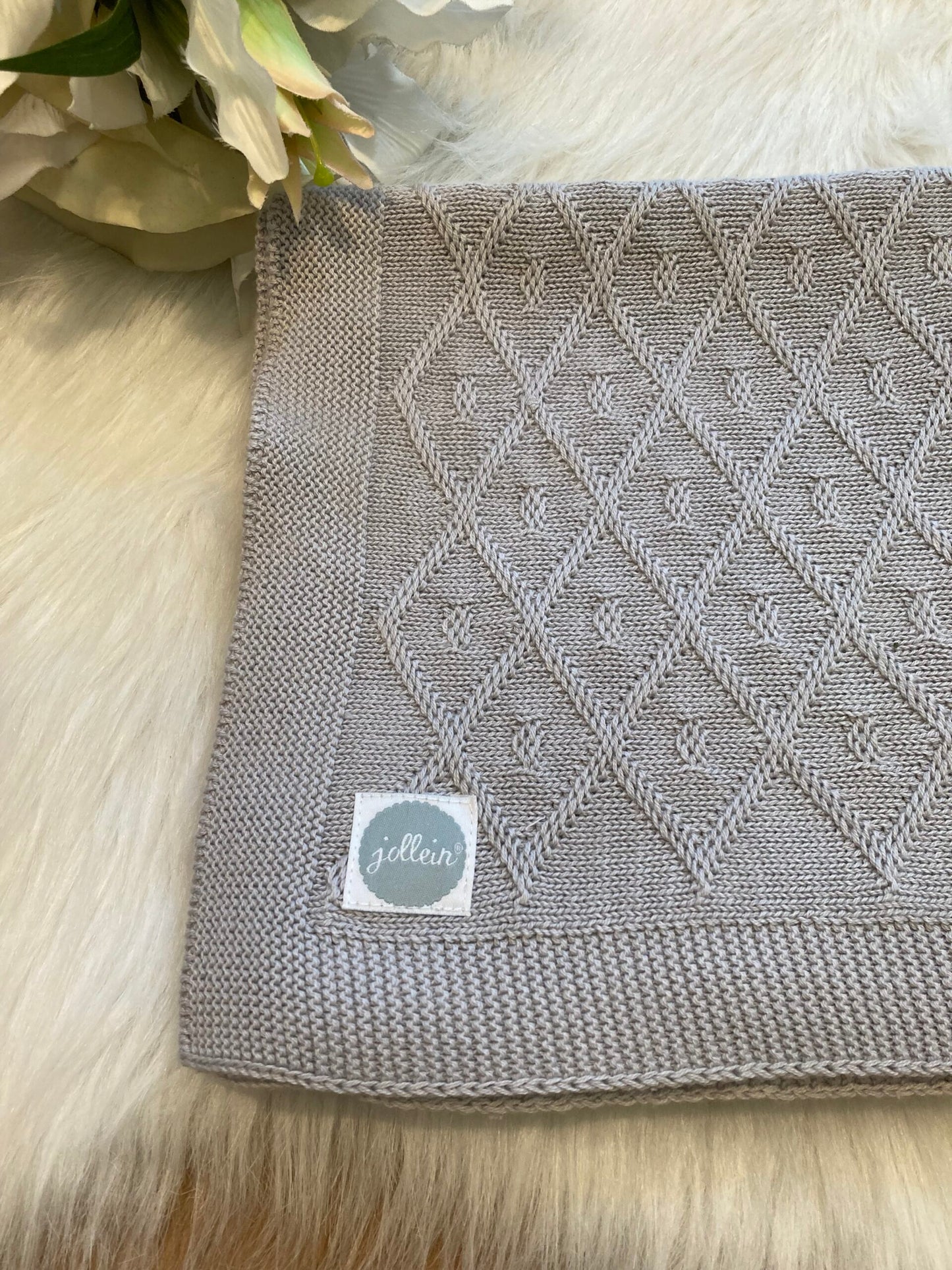 Deken 75x100cm Diamond knit grey 💸