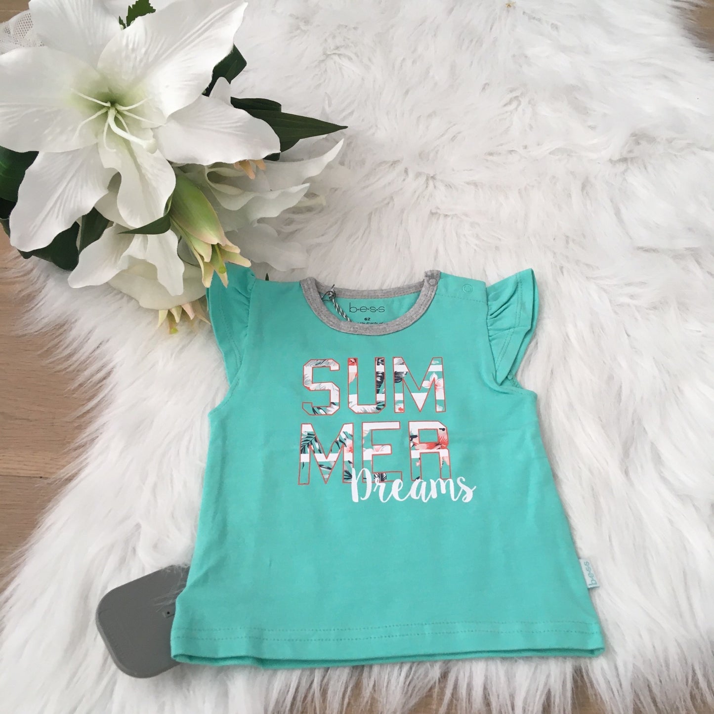 T-shirt girls summer dream