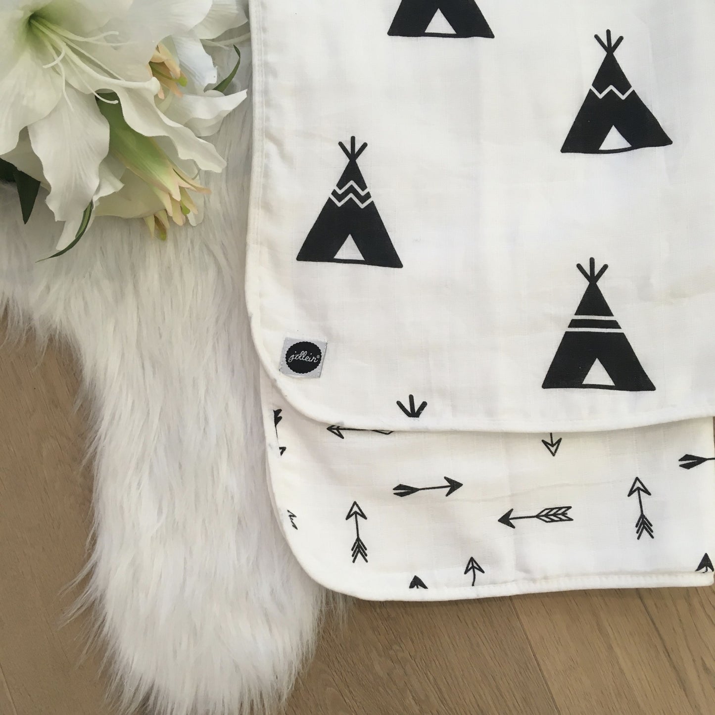Deken 120x120 indians tipi/pijlen 🛒