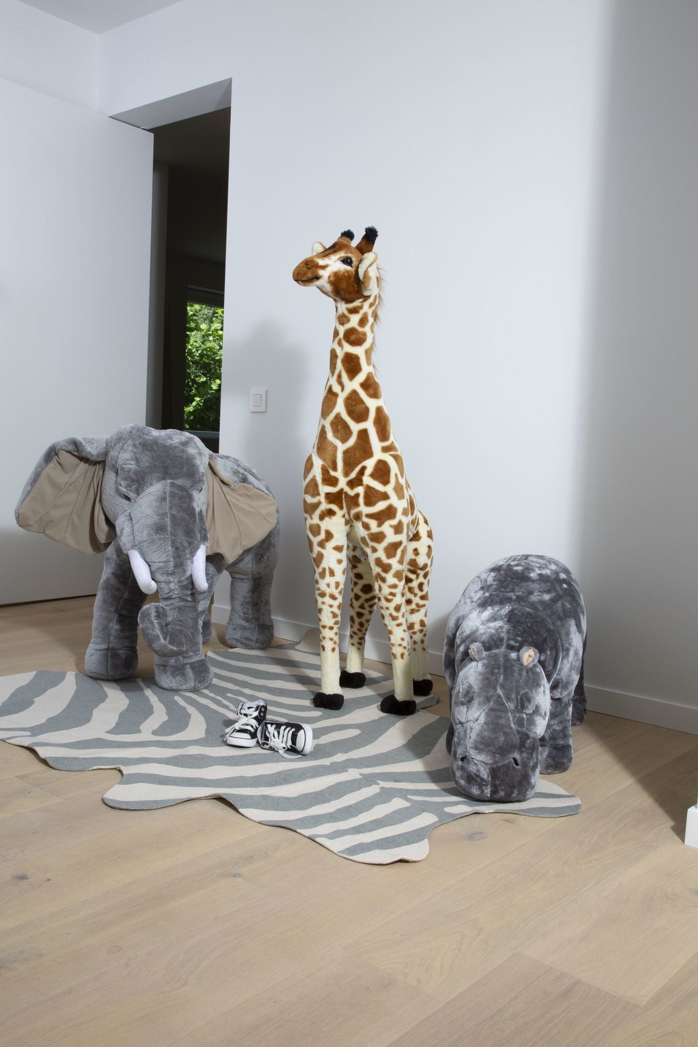 Staande Olifant Knuffel - 90x50x75 Cm - Grijs