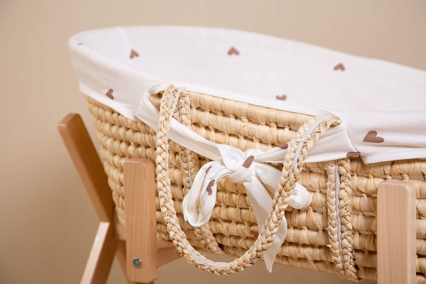 Moses Mand + Handvaten + Matras - Zacht Maïsschil - Naturel + Jersey Bekleding Hearts