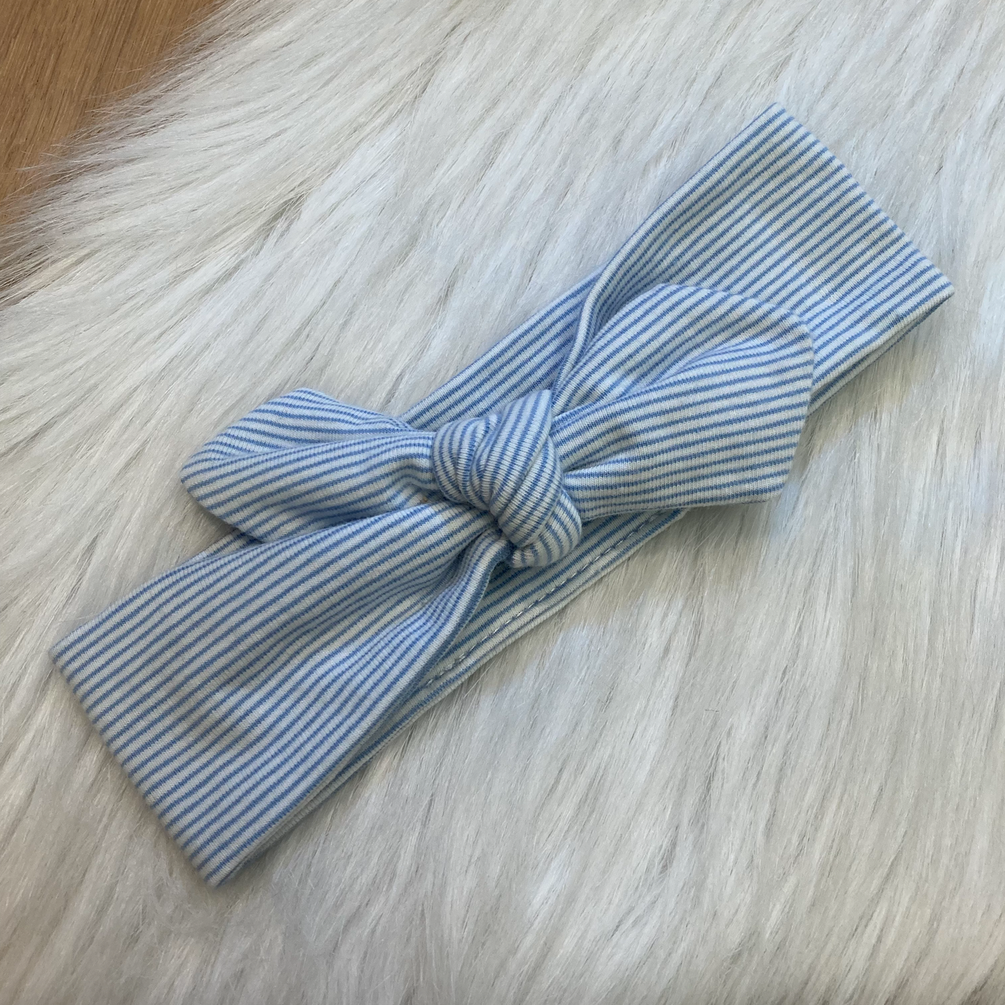 Haarlintje blauwe streepjes