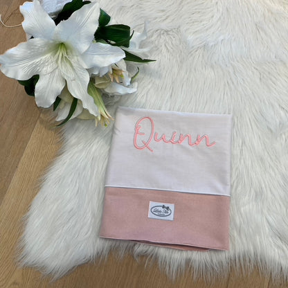 Soft Suede Lakentje met naam | Gepersonaliseerde | Baby Pink