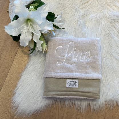 Soft Suéde Winterdekentje met naam | Gepersonaliseerde | Warm sand