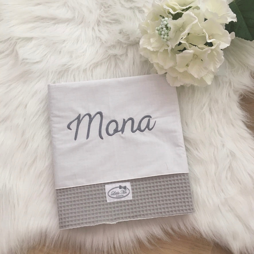 Warm Wafel Lakentje met naam | Gepersonaliseerde | Misty Grey