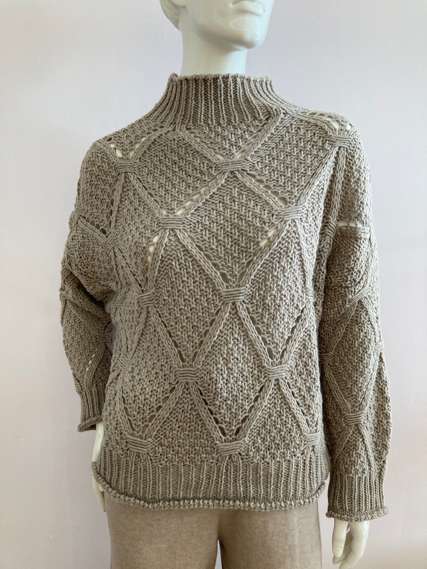 Plain oversized sweater in alpaca and wool beige