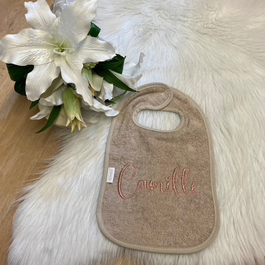 Slab met naam | Gepersonaliseerde baby slab katoen | Warm Sand