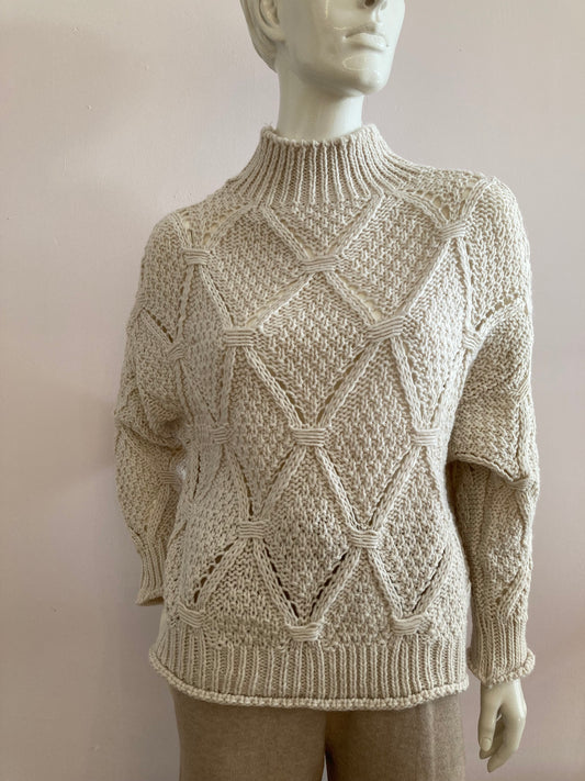 Plain oversized sweater in alpaca and wool ecru