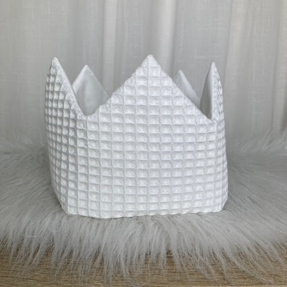 Warm wafel verjaardagskroon met naam | Gepersonaliseerde | Vanilla milk