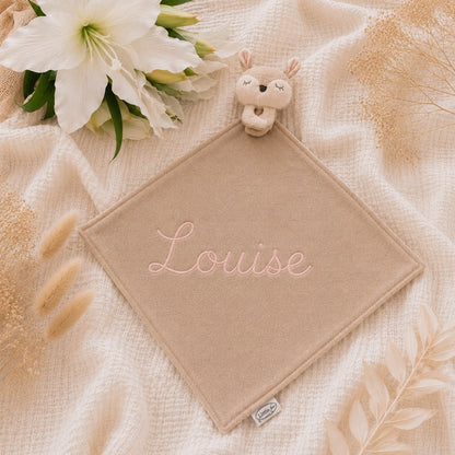 Gepersonaliseerd Knuffeldoekje Hertje – Beige met Naam