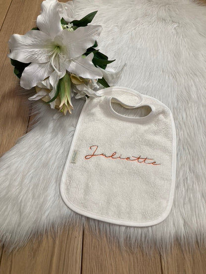 Slab met naam | Gepersonaliseerde baby slab katoen | Vanilla Milk