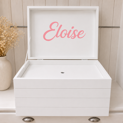 Gepersonaliseerde Speelkoffer met Lijnen Wit – Opbergkoffer voor Kinderen & Doopsuiker