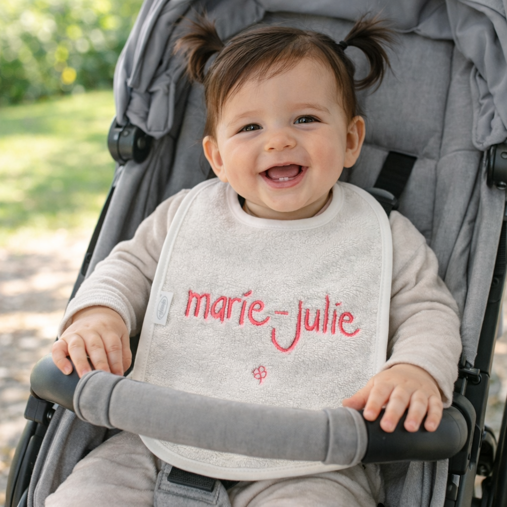 Slab met naam | Gepersonaliseerde baby slab katoen | Vanilla Milk