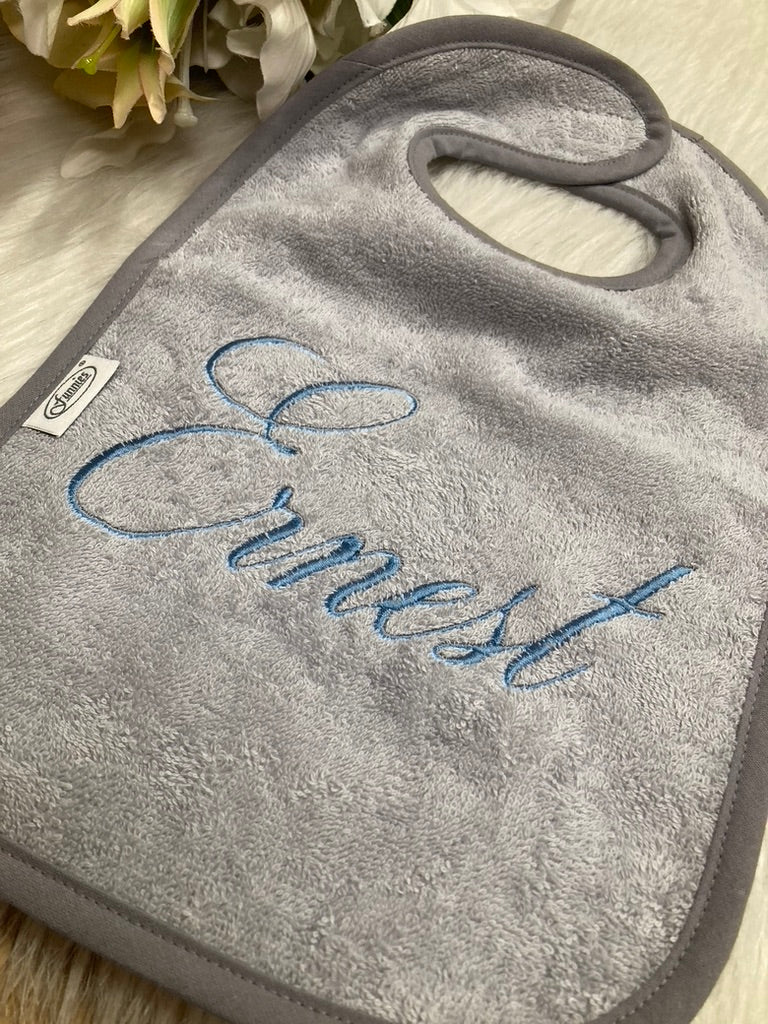 Slab met naam | Gepersonaliseerde baby slab katoen | Strom Grey