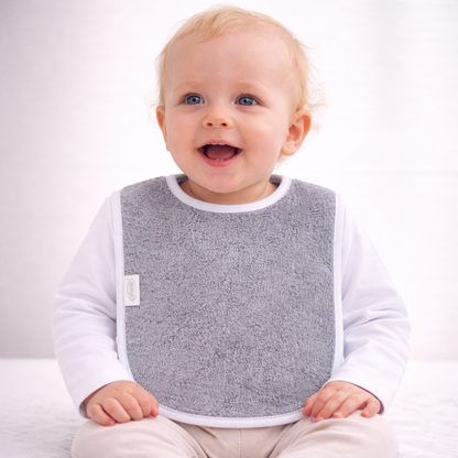 Slab met naam | Gepersonaliseerde baby slab katoen | Strom Grey