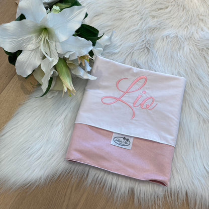 Soft Suede Lakentje met naam | Gepersonaliseerde | Baby Pink