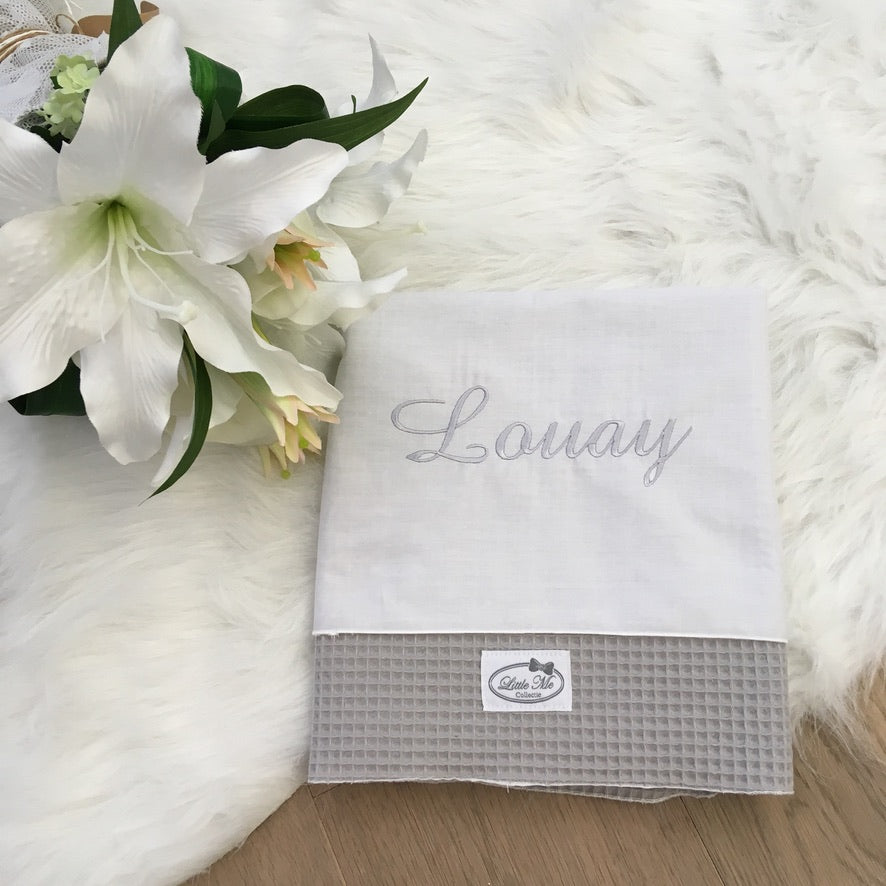 Warm Wafel Lakentje met naam | Gepersonaliseerde | Misty Grey