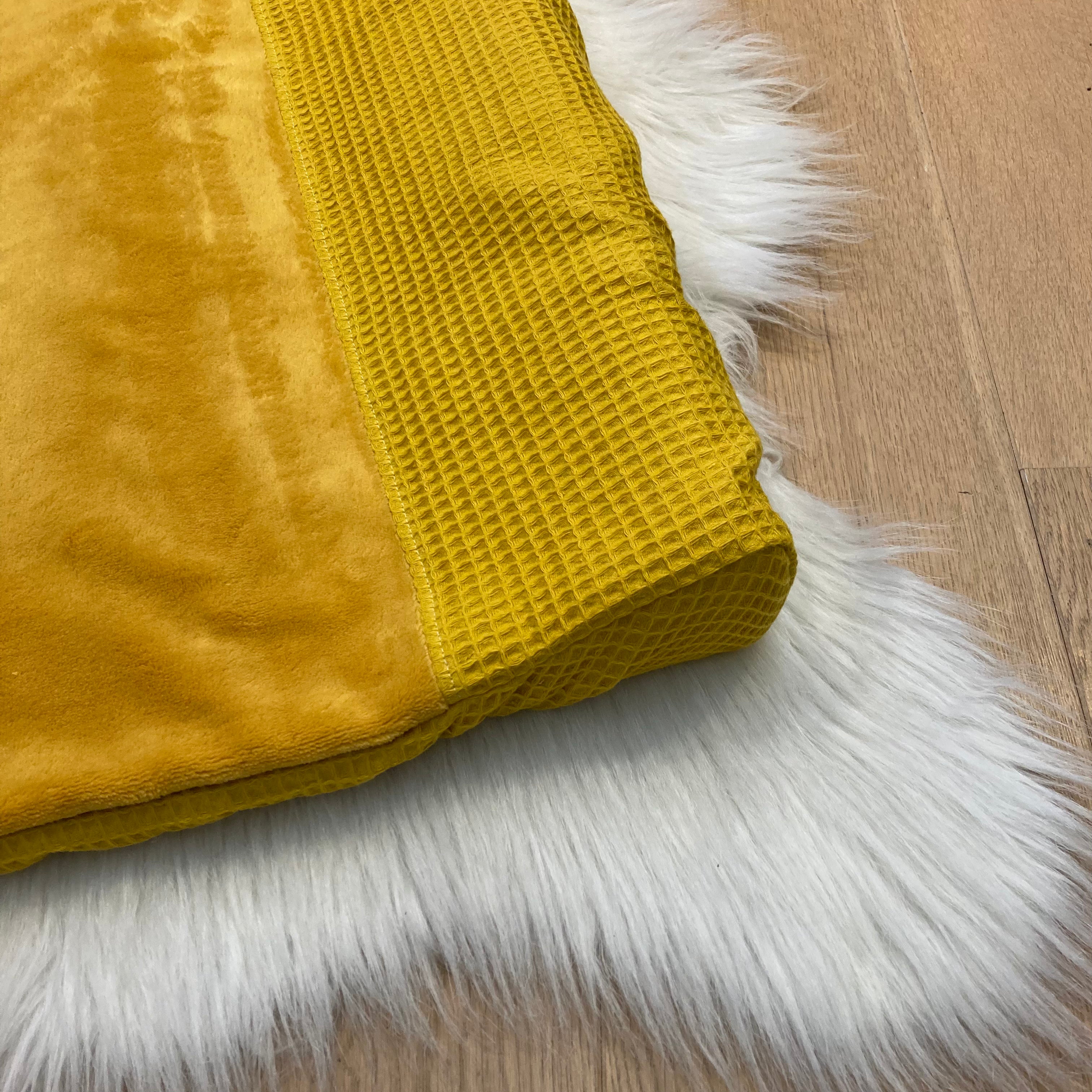 Hoes aankleedkussen waffel oker