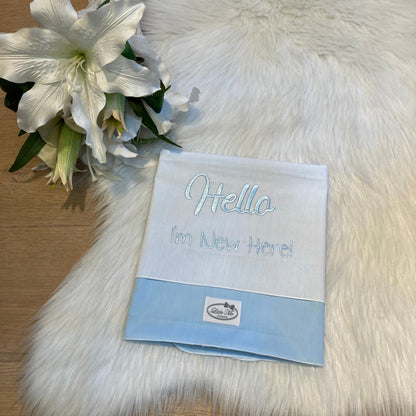 Laken "Hello I'm new here!" Classic love lichtblauw