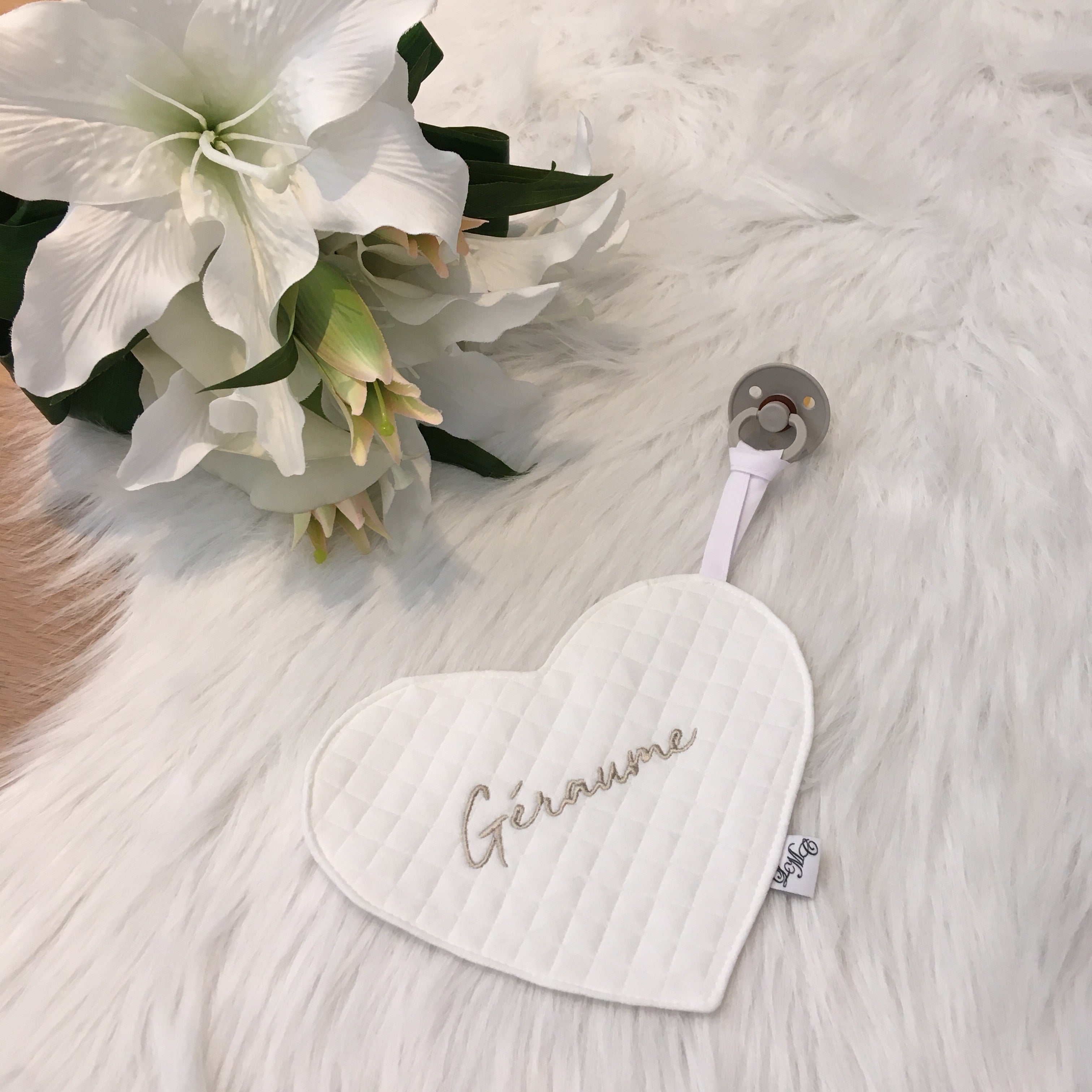 Speendoek hart sweet diamond ecru