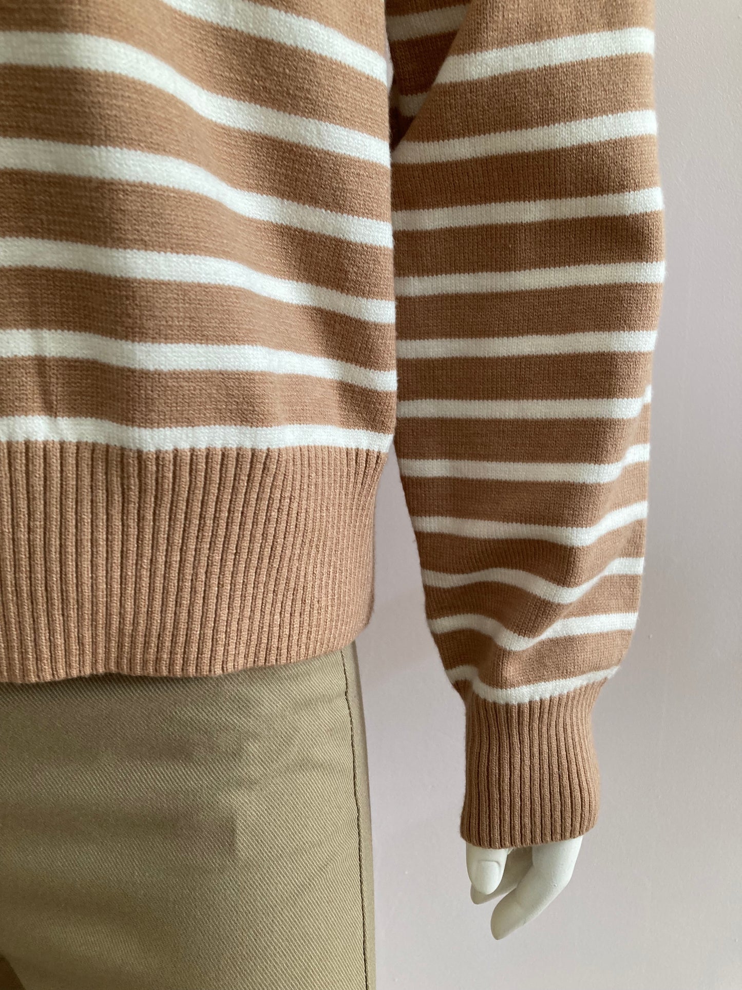 Pull Amour beige