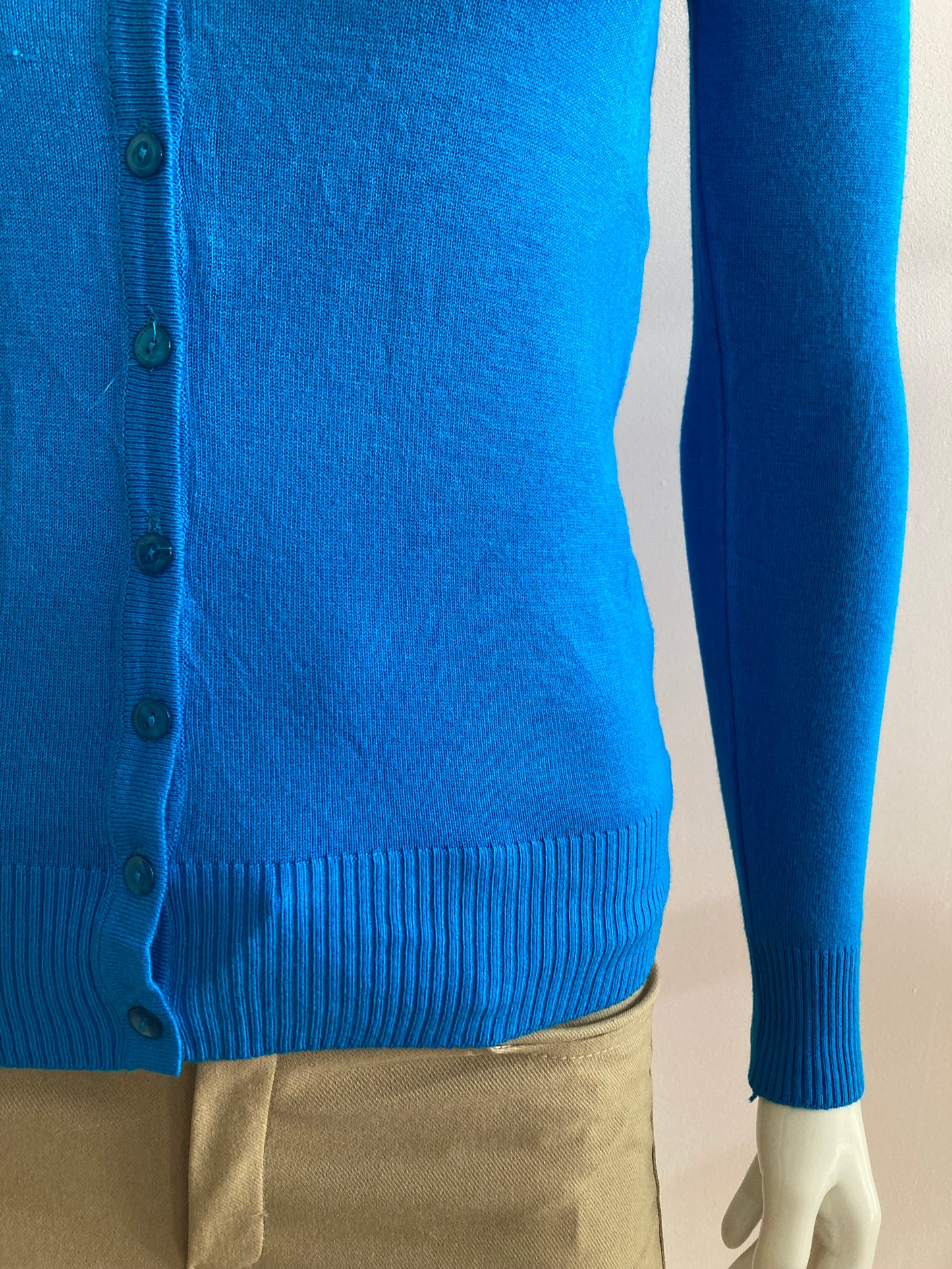 Very stretchy and very soft blauw knit cardigan