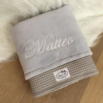 Warm Wafel Winterdekentje met naam | Gepersonaliseerde | Mist Grey
