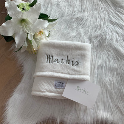 Borduring zelfde lettertype van geboortekaartje of foto