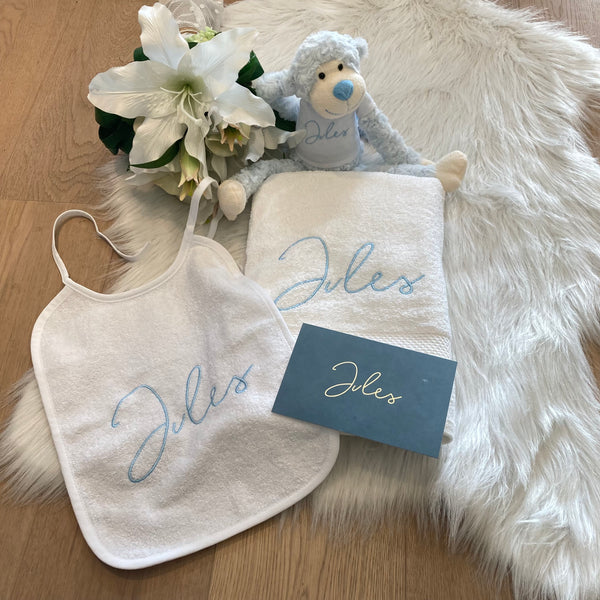 Borduring zelfde lettertype van geboortekaartje of foto