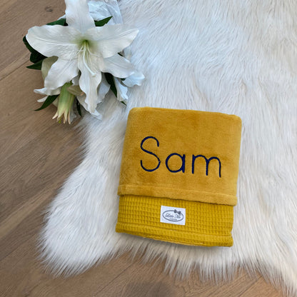 Warm Wafel Winterdekentje met naam | Gepersonaliseerde | Gold Oker