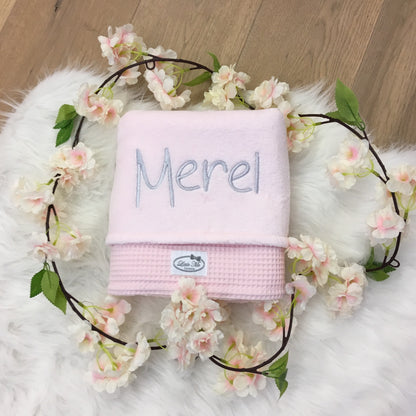 Warm Wafel Winterdekentje met naam | Gepersonaliseerde | Baby Pink