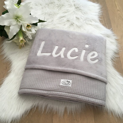 Warm Wafel Winterdekentje met naam | Gepersonaliseerde | Mist Grey