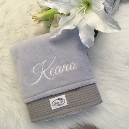 Warm Wafel Winterdekentje met naam | Gepersonaliseerde | Mist Grey