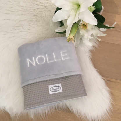 Warm Wafel Winterdekentje met naam | Gepersonaliseerde | Mist Grey