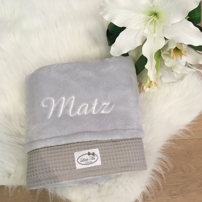 Warm Wafel Winterdekentje met naam | Gepersonaliseerde | Mist Grey