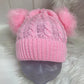 Casual babymuts lichtroze dubbele pompom lichtroze