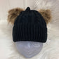 Casual babymuts zwart dubbele pompom beige