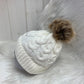 Casual babymuts creme enkele pompom